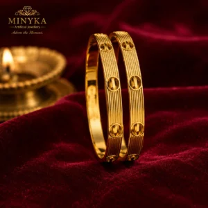 Minyka Classic Gold-Finish Premium Everyday Bangle Set